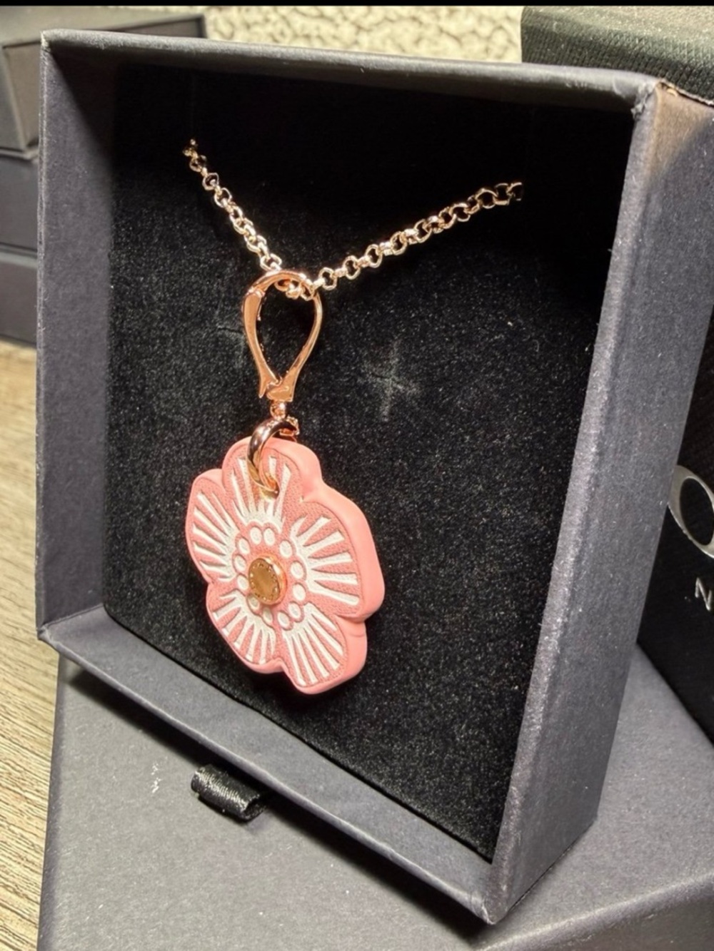 COACH Poppy, Coach -Flower - Light Pink /rose chain 22” - Picture 4 of 6